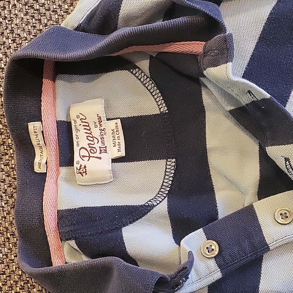 Medium slim fit penguin collar shirt